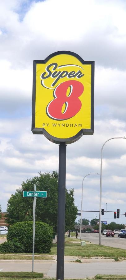 Super 8 By Wyndham Champaign Motel Exterior photo